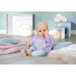 Zapf Creation 706695 - Baby Annabell® - Sweet Dreams Schlafanzug, 43cm 7 Zapf Creation 706695 - Baby Annabell® - Sweet Dreams Schlafanzug, 43cm -Spielzeugparadies 4001167706695 2 600x600