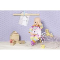 Zapf Creation 870570 - Dolly Moda 34-38 Cm - Einhorn Strampler -Spielzeugparadies 4001167870570 2 600x600