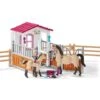 SCHLEICH 42369 - Horse Club - Pferdebox Mit Arabern Und Pferdepflegerin 2 SCHLEICH 42369 - Horse Club - Pferdebox Mit Arabern Und Pferdepflegerin -Spielzeugparadies 4055744013836 0 600x600
