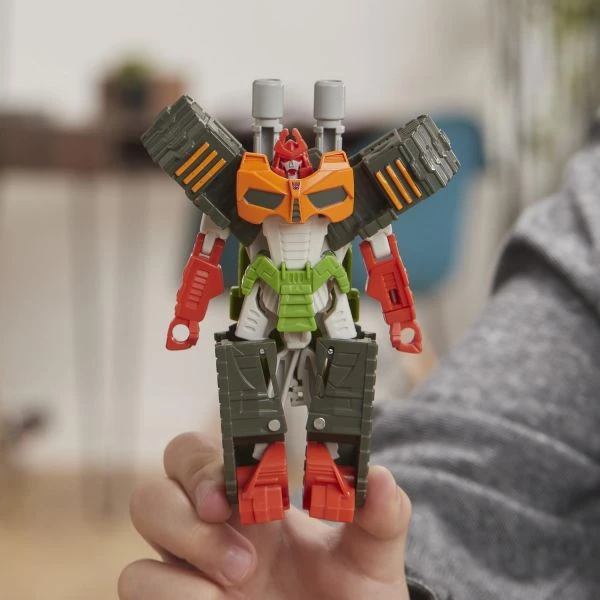HASBRO E7071 - Transformers Bumblebee - Cyberverse Action Attackers, BLUDGEON 5 HASBRO E7071 - Transformers Bumblebee - Cyberverse Action Attackers, BLUDGEON – Bild 3