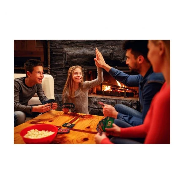 MATTEL GXV45 - Kartenspiel - UNO Iconic 80's 5 MATTEL GXV45 - Kartenspiel - UNO Iconic 80's – Bild 3